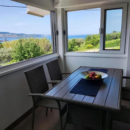 Apartma Sweet With Private Pool Lori *